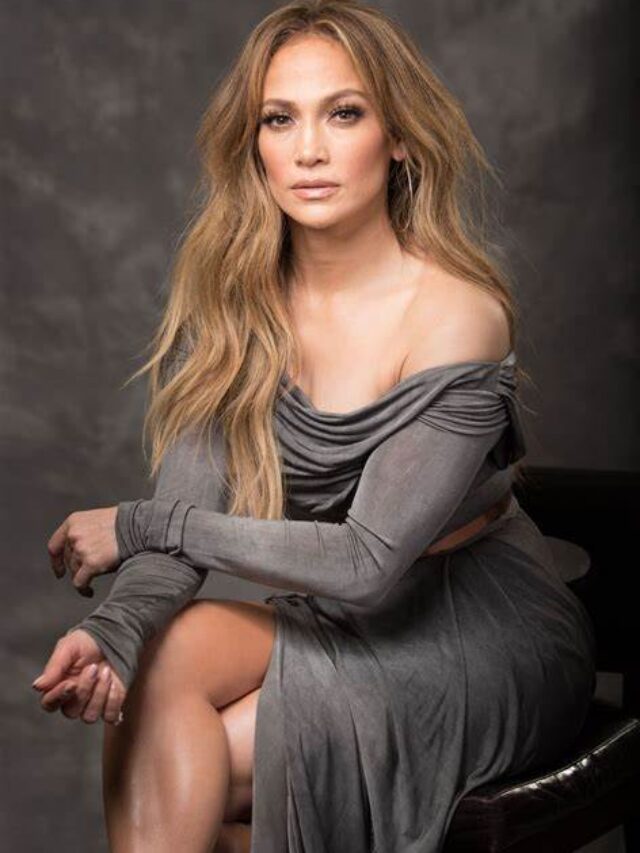 Ben Epleck was seen with a wedding ring in Santa Monica